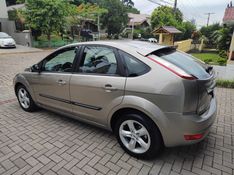 FORD FOCUS 2.0 FC 16V 2009/2009 AWD MULTIMARCAS LAJEADO / Carros no Vale