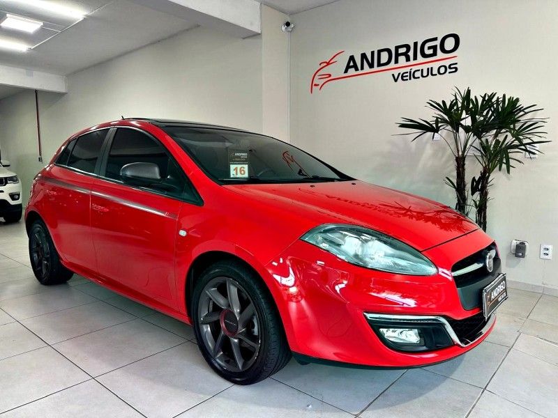 FIAT BRAVO 1.8 SPORTING 16V AUTOMATIZADO 2016/2016 ANDRIGO VEÍCULOS CAXIAS DO SUL / Carros no Vale