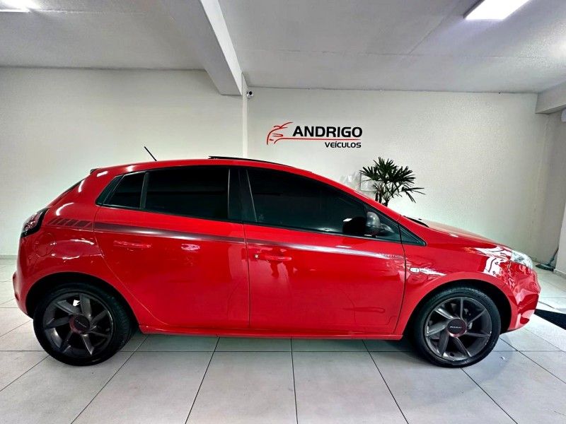 FIAT BRAVO 1.8 SPORTING 16V AUTOMATIZADO 2016/2016 ANDRIGO VEÍCULOS CAXIAS DO SUL / Carros no Vale