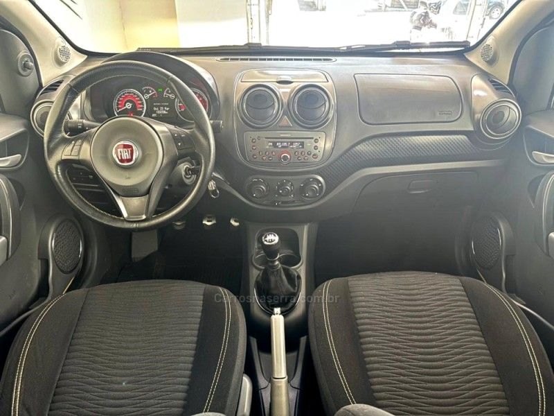 FIAT PALIO 1.6 MPI SPORTING 16V 2013/2014 ANDRIGO VEÍCULOS CAXIAS DO SUL / Carros no Vale