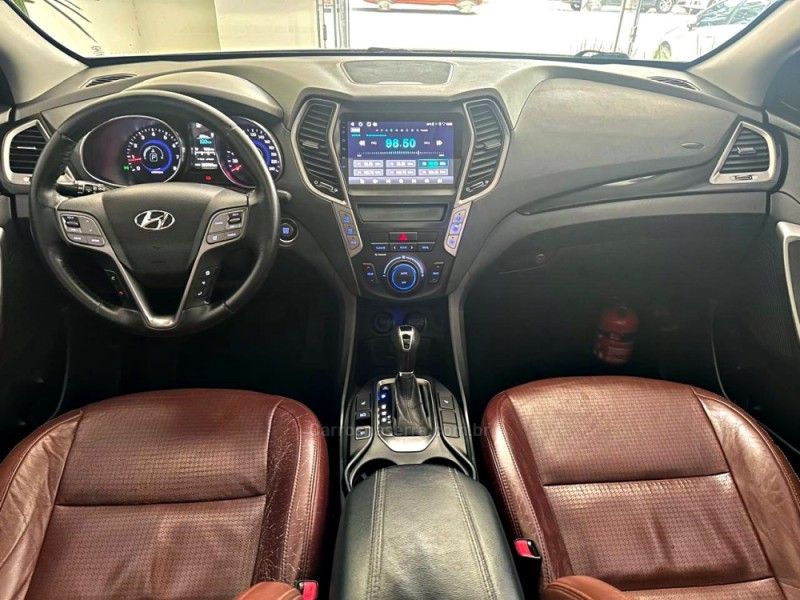 HYUNDAI SANTA FÉ 3.3 MPFI 4X4 7 LUGARES V6 270CV 2013/2014 ANDRIGO VEÍCULOS CAXIAS DO SUL / Carros no Vale