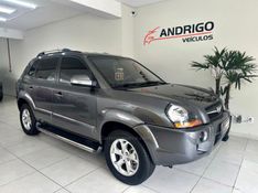 HYUNDAI TUCSON 2.0 MPFI GLS BASE 16V 143CV 2WD 2014/2015 ANDRIGO VEÍCULOS CAXIAS DO SUL / Carros no Vale