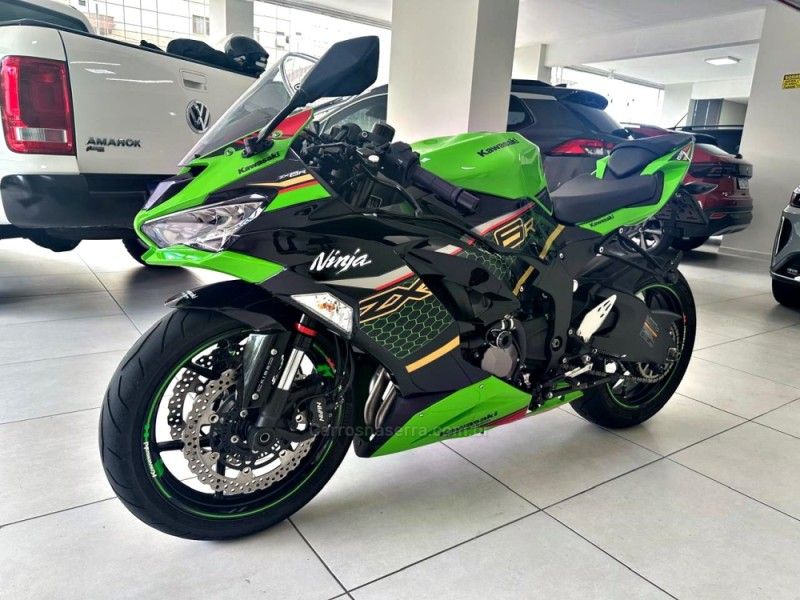 KAWASAKI NINJA ZX-6R 636 2019/2020 ANDRIGO VEÍCULOS CAXIAS DO SUL / Carros no Vale