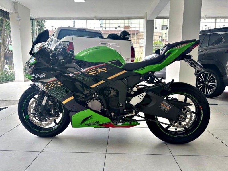 KAWASAKI NINJA ZX-6R 636 2019/2020 ANDRIGO VEÍCULOS CAXIAS DO SUL / Carros no Vale