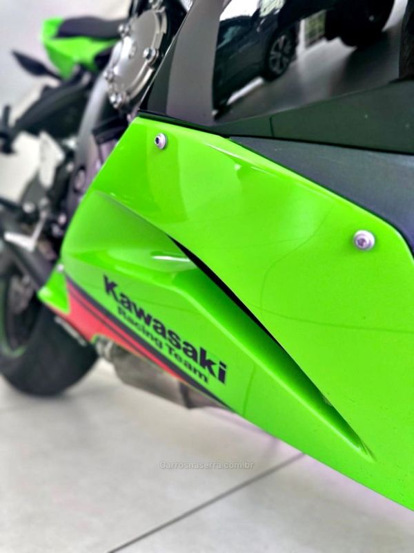 KAWASAKI NINJA ZX-6R 636 2019/2020 ANDRIGO VEÍCULOS CAXIAS DO SUL / Carros no Vale