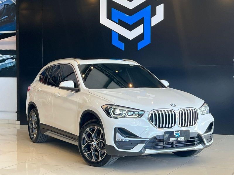 BMW X1 SDRIVE 20i X-Line 2.0 TB Active Flex 2021/2022 CONCEPT MOTORS PASSO FUNDO / Carros no Vale