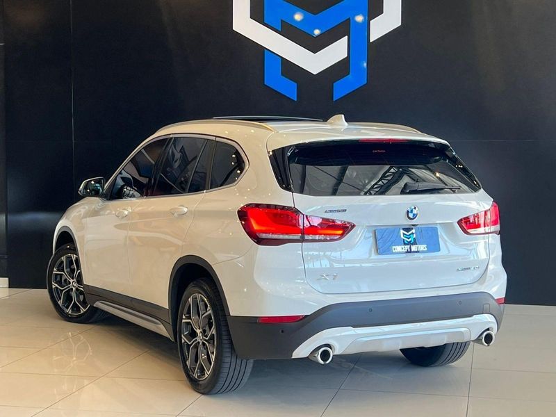 BMW X1 SDRIVE 20i X-Line 2.0 TB Active Flex 2021/2022 CONCEPT MOTORS PASSO FUNDO / Carros no Vale