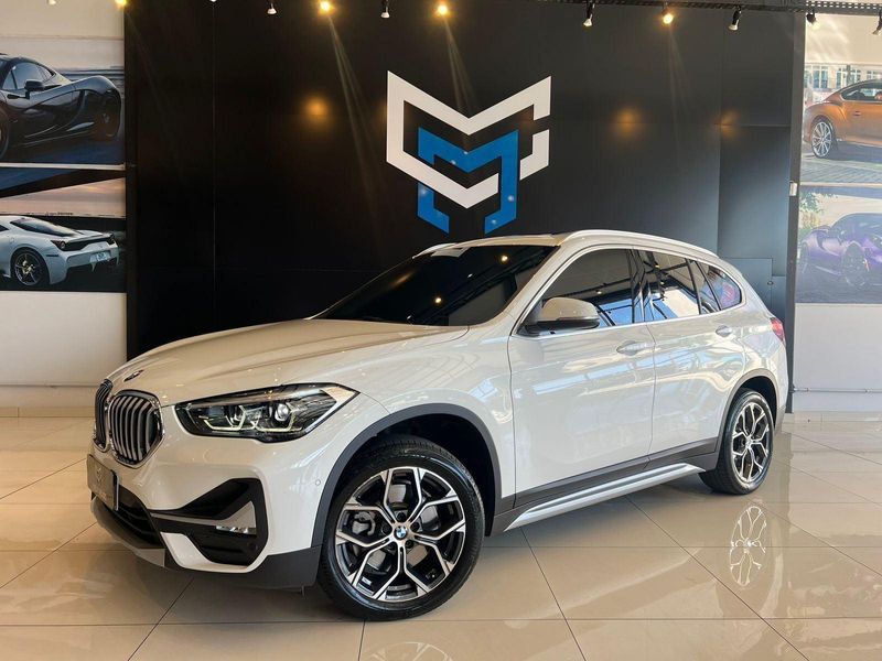 BMW X1 SDRIVE 20i X-Line 2.0 TB Active Flex 2021/2022 CONCEPT MOTORS PASSO FUNDO / Carros no Vale