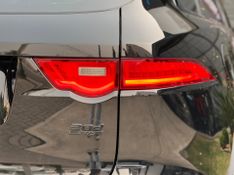 Jaguar F-Pace 2.0 Prestige 180cv Diesel Aut. 2017/2017 CONCEPT MOTORS PASSO FUNDO / Carros no Vale