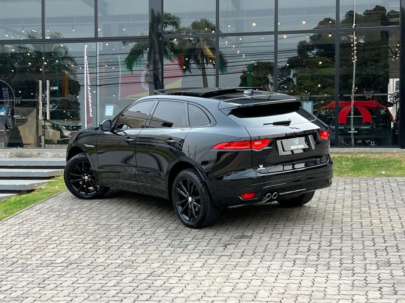 Jaguar F-Pace 2.0 Prestige 180cv Diesel Aut. 2017/2017 CONCEPT MOTORS PASSO FUNDO / Carros no Vale