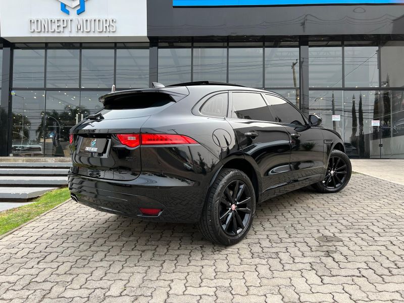 Jaguar F-Pace 2.0 Prestige 180cv Diesel Aut. 2017/2017 CONCEPT MOTORS PASSO FUNDO / Carros no Vale