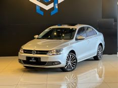 Volkswagen Jetta Highline 2.0 TSI 16V 4p Tiptronic 2013/2013 CONCEPT MOTORS PASSO FUNDO / Carros no Vale