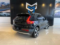 Volvo XC40 T-4 MOMENTUM 2.0 190cv FWD 2020/2020 CONCEPT MOTORS PASSO FUNDO / Carros no Vale