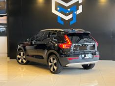 Volvo XC40 T-4 MOMENTUM 2.0 190cv FWD 2020/2020 CONCEPT MOTORS PASSO FUNDO / Carros no Vale