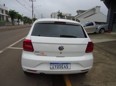 VOLKSWAGEN GOL 1.0 TEC 8V 2018/2018 BOURSCHEID CARROS E MOTOS SANTA CLARA DO SUL / Carros no Vale