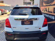 CHEVROLET TRACKER LTZ 1.8 16V 4×2 2015/2016 VALE AUTOMÓVEIS LAJEADO / Carros no Vale