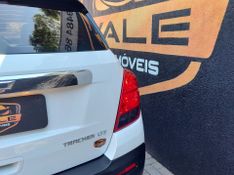 CHEVROLET TRACKER LTZ 1.8 16V 4×2 2015/2016 VALE AUTOMÓVEIS LAJEADO / Carros no Vale