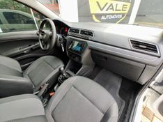 VOLKSWAGEN VOYAGE 1.0 12V 2022/2023 VALE AUTOMÓVEIS LAJEADO / Carros no Vale