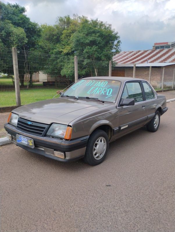 Chevrolet MONZA 1.8 8V 1989/1989 SÉRGIO VEÍCULOS TEUTÔNIA / Carros no Vale