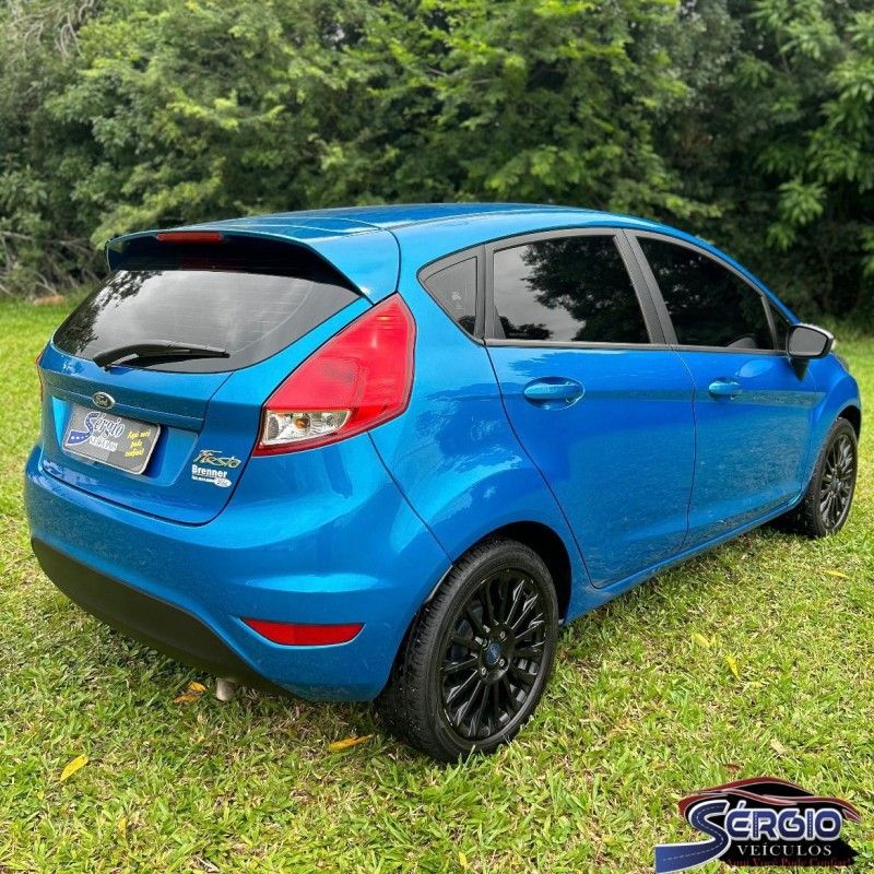 Ford FIESTA SE 1.6 2017/2017 SÉRGIO VEÍCULOS TEUTÔNIA / Carros no Vale