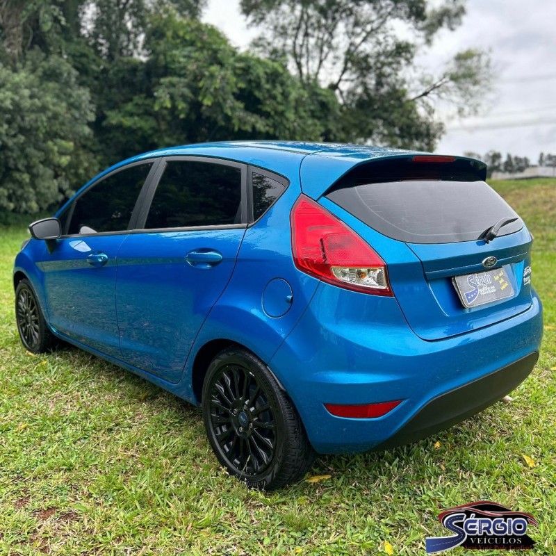 Ford FIESTA SE 1.6 2017/2017 SÉRGIO VEÍCULOS TEUTÔNIA / Carros no Vale