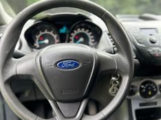 Ford FIESTA SE 1.6 2017/2017 SÉRGIO VEÍCULOS TEUTÔNIA / Carros no Vale