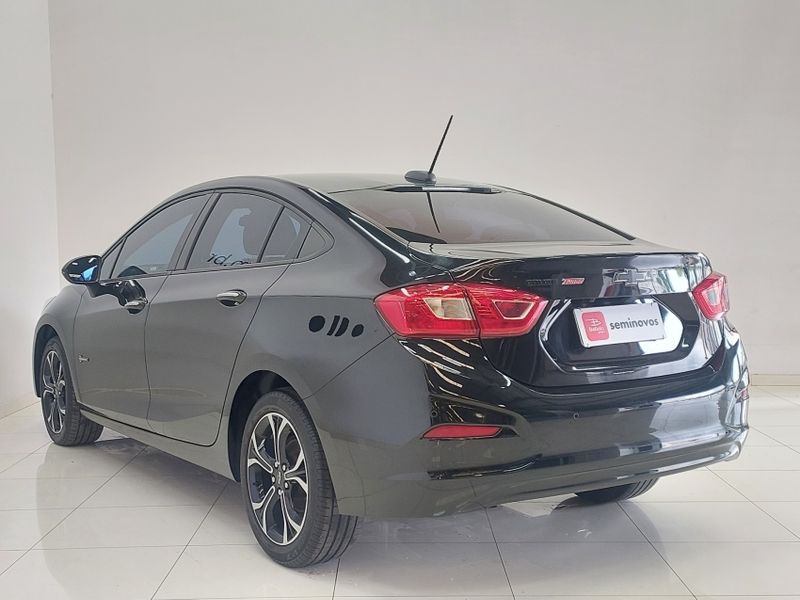 Chevrolet CRUZE 1.4 TURBO MIDNIGHT 16V FLEX 4P AUTOMÁTICO 2022/2023 BETIOLO NOVOS E SEMINOVOS LAJEADO / Carros no Vale