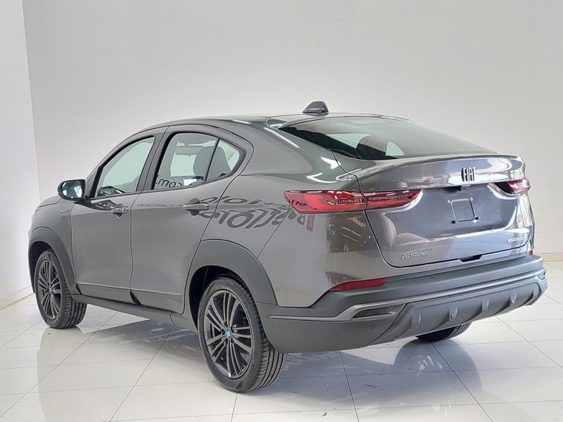 Fiat FASTBACK 1.0 TURBO 200 FLEX CVT 2024/2025 BETIOLO NOVOS E SEMINOVOS LAJEADO / Carros no Vale