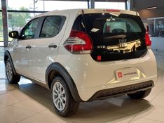 Fiat MOBI 1.0 EVO FLEX LIKE MANUAL 2021/2021 BETIOLO NOVOS E SEMINOVOS LAJEADO / Carros no Vale