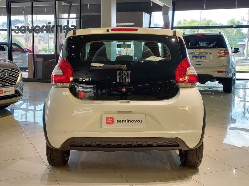 Fiat MOBI 1.0 EVO FLEX LIKE MANUAL 2021/2021 BETIOLO NOVOS E SEMINOVOS LAJEADO / Carros no Vale