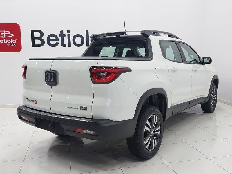 Fiat TORO 1.3 TURBO 270 FLEX FREEDOM AT6 2024/2025 BETIOLO NOVOS E SEMINOVOS LAJEADO / Carros no Vale