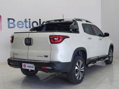 Fiat TORO 1.3 TURBO 270 FLEX VOLCANO AT6 2022/2022 BETIOLO NOVOS E SEMINOVOS LAJEADO / Carros no Vale