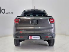 Fiat TORO 1.3 TURBO 270 FLEX VOLCANO AT6 2021/2022 BETIOLO NOVOS E SEMINOVOS LAJEADO / Carros no Vale