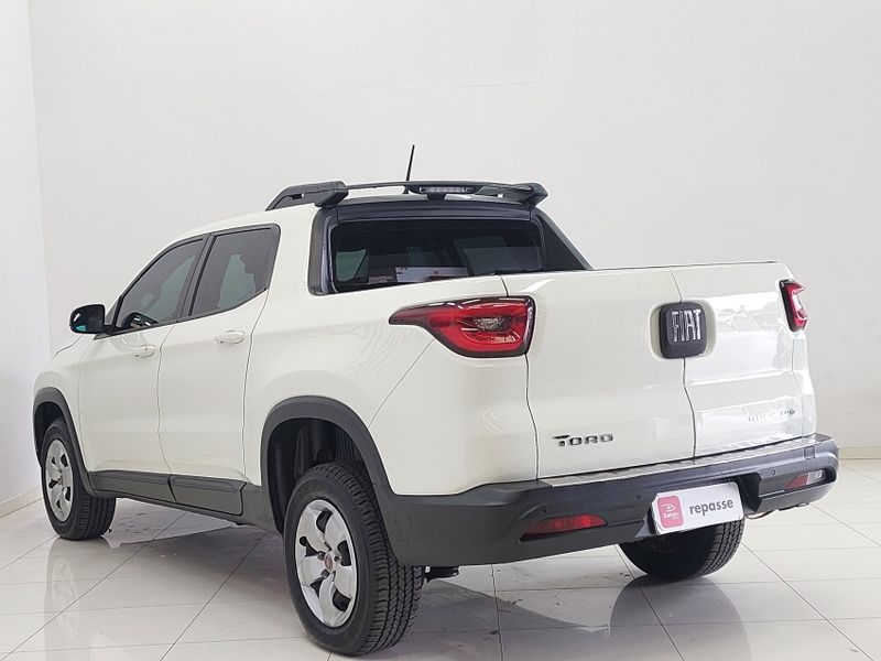 Fiat TORO 1.8 16V EVO FLEX FREEDOM AT6 2016/2017 BETIOLO NOVOS E SEMINOVOS LAJEADO / Carros no Vale