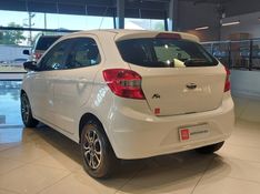 Ford KA 1.0 TI-VCT FLEX SE PLUS MANUAL 2017/2018 BETIOLO NOVOS E SEMINOVOS LAJEADO / Carros no Vale