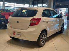 Ford KA 1.0 TI-VCT FLEX SE PLUS MANUAL 2017/2018 BETIOLO NOVOS E SEMINOVOS LAJEADO / Carros no Vale