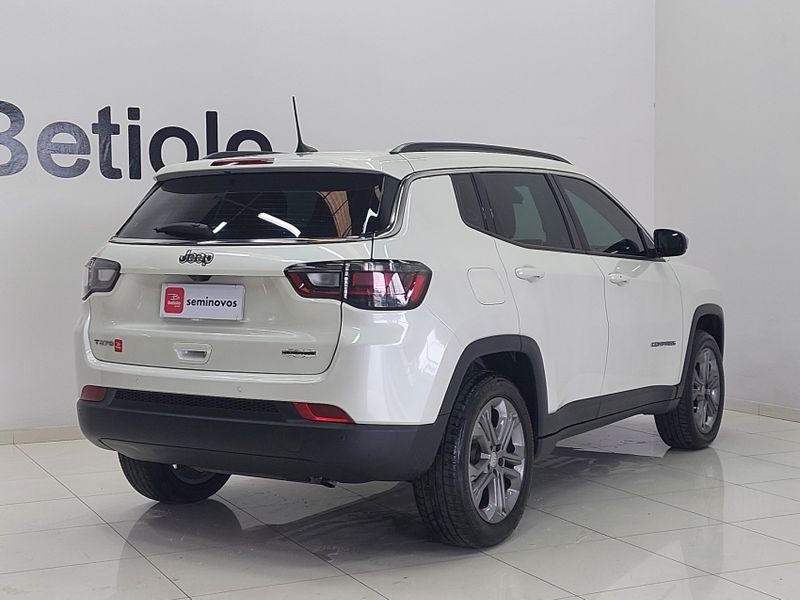 JEEP COMPASS 1.3 T270 TURBO FLEX LONGITUDE AT6 2024/2024 BETIOLO NOVOS E SEMINOVOS LAJEADO / Carros no Vale