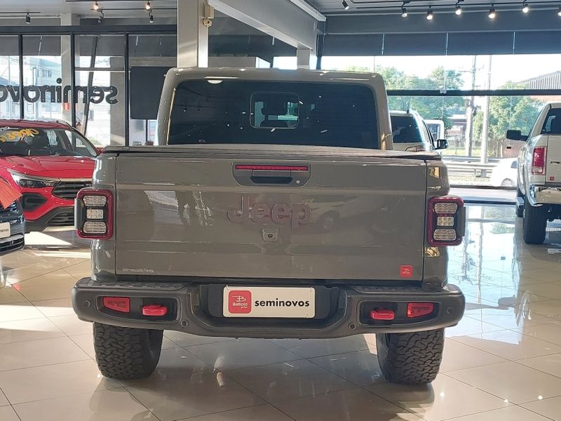 JEEP GLADIATOR 3.6 V6 GASOLINA RUBICON 4P 4X4 AT8 2023/2023 BETIOLO NOVOS E SEMINOVOS LAJEADO / Carros no Vale