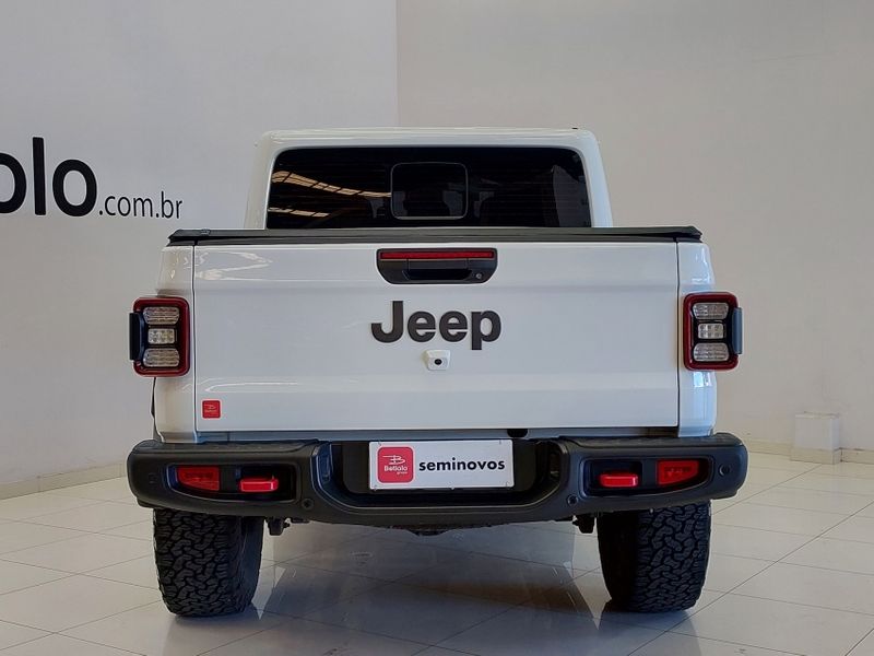 JEEP GLADIATOR 3.6 V6 GASOLINA RUBICON 4P 4X4 AT8 2022/2022 BETIOLO NOVOS E SEMINOVOS LAJEADO / Carros no Vale