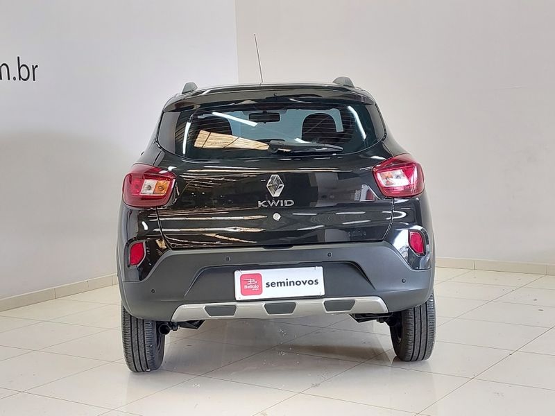 Renault KWID 1.0 12V SCE FLEX OUTSIDER MANUAL 2022/2023 BETIOLO NOVOS E SEMINOVOS LAJEADO / Carros no Vale