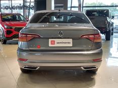 Volkswagen JETTA 1.4 250 TSI TOTAL FLEX R-LINE TIPTRONIC 2019/2020 BETIOLO NOVOS E SEMINOVOS LAJEADO / Carros no Vale