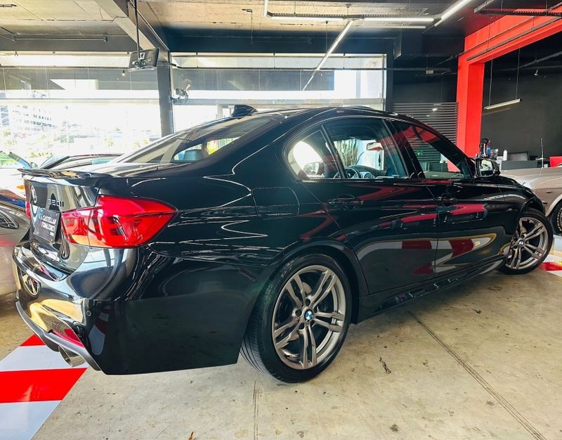 BMW 320i 2.0 M SPORT GP 16V TURBO ACTIVE FLEX 4P AUTOMÁTICO 2017/2017 CASTELLAN E TOMAZONI MOTORS CAXIAS DO SUL / Carros no Vale