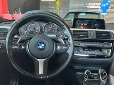 BMW 320i 2.0 M SPORT GP 16V TURBO ACTIVE FLEX 4P AUTOMÁTICO 2017/2017 CASTELLAN E TOMAZONI MOTORS CAXIAS DO SUL / Carros no Vale