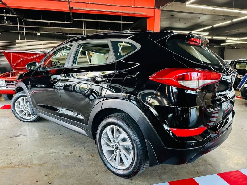 Hyundai TUCSON 1.6 16V T-GDI GASOLINA GLS ECOSHIFT 2017/2018 CASTELLAN E TOMAZONI MOTORS CAXIAS DO SUL / Carros no Vale