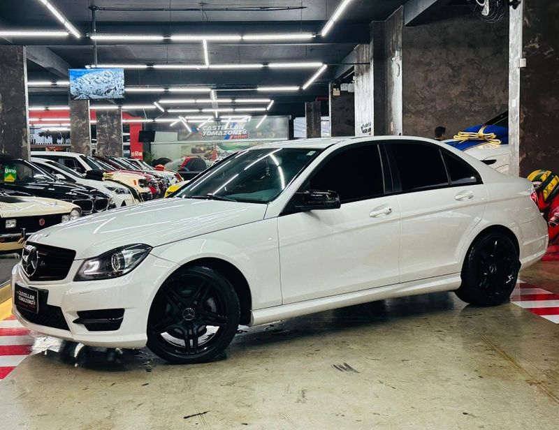 Mercedes-Benz C 180 1.6 CGI SPORT 16V TURBO GASOLINA 4P AUTOMÁTICO 2014/2014 CASTELLAN E TOMAZONI MOTORS CAXIAS DO SUL / Carros no Vale