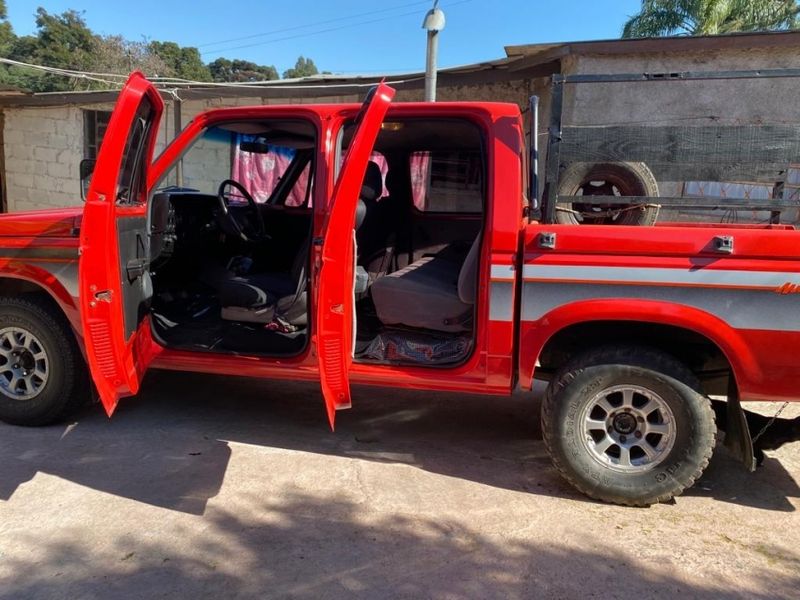 Chevrolet D20 4.0 CUSTOM S CD 8V TURBO DIESEL 4P MANUAL 1991/1991 CAMINHÕES & CAMIONETAS PASSO FUNDO / Carros no Vale