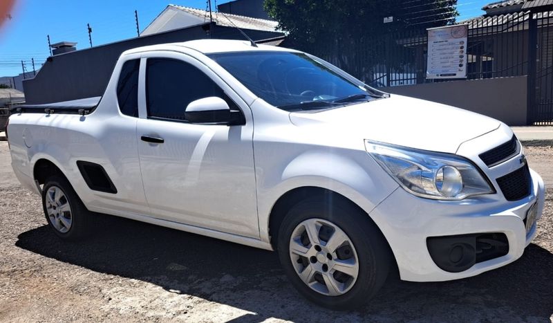 Chevrolet MONTANA 1.4 MPFI LS CS 8V FLEX 2P MANUAL 2014/2015 CAMINHÕES & CAMIONETAS PASSO FUNDO / Carros no Vale