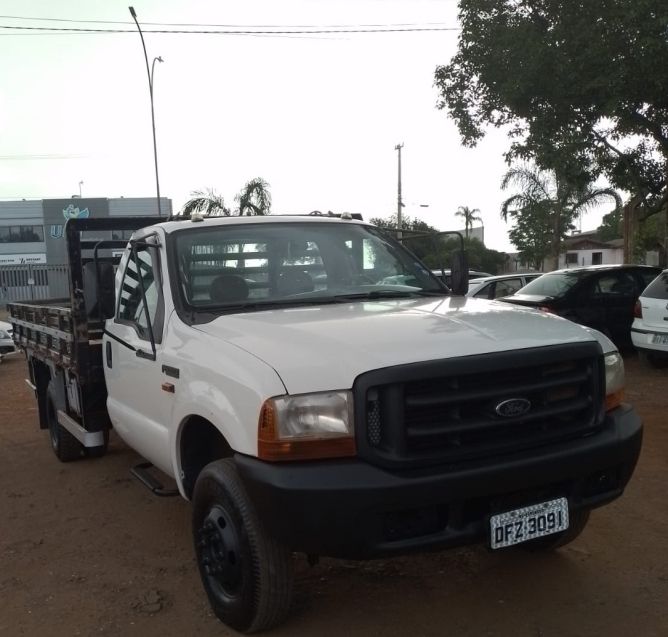 Ford F-4000 TURBO CUMMINS Carroceria 2001/2002 CAMINHÕES & CAMIONETAS PASSO FUNDO / Carros no Vale