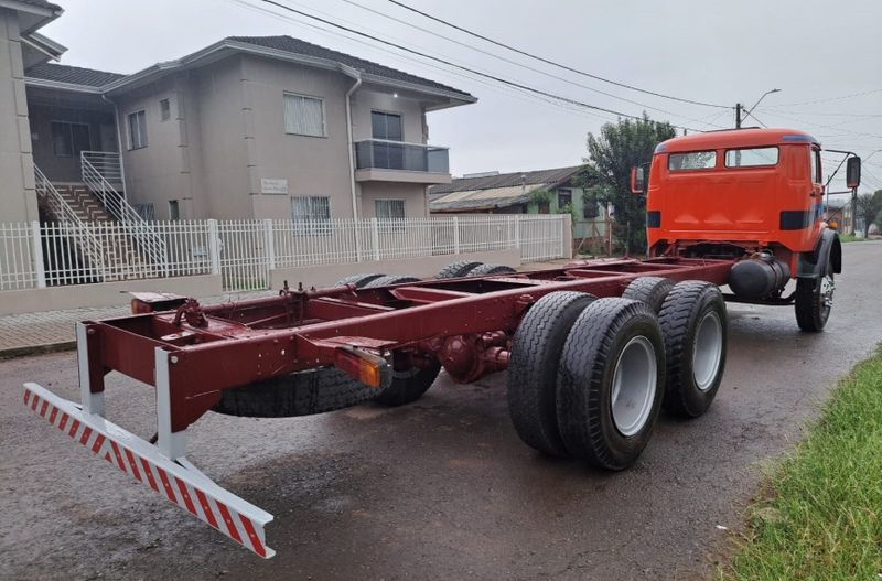 Mercedes-Benz 2213 L-2213 3-Eixos 2p 6×4 Tora Florestal 1975/1975 CAMINHÕES & CAMIONETAS PASSO FUNDO / Carros no Vale