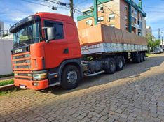 Scania 124 R-124 GA 360 6×2 NZ 2004/2004 CAMINHÕES & CAMIONETAS PASSO FUNDO / Carros no Vale